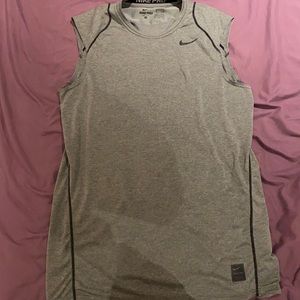 Nike pro sleeveless t shirt